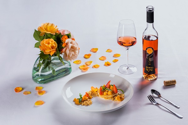 Festival vrtnic in vina Rosé je tradicionalni dogodek ki se vsako leto odvije v Portorožu. Foto Jaka Ivancic